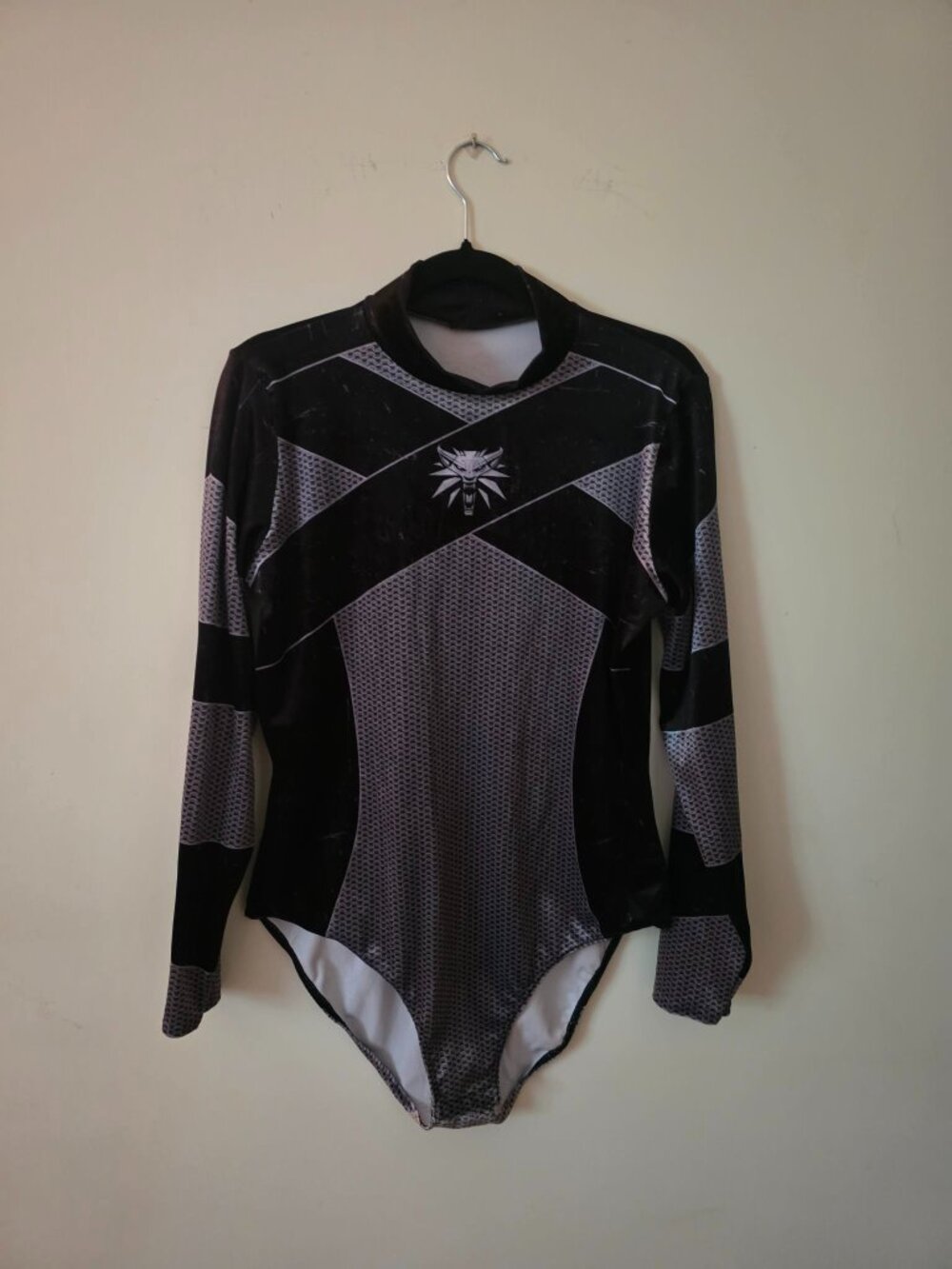 Blackmilk x Witcher Faux Armor Velvet Long Sleeve Bodysuit - Picture 3 of 6